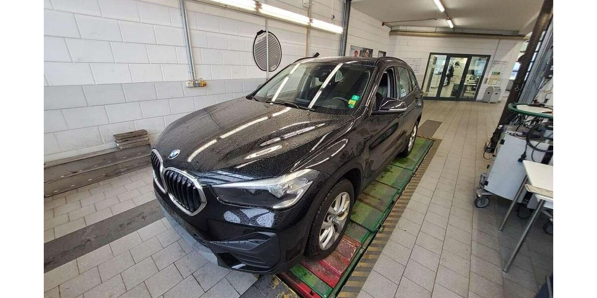 BMW X1 150.000 km 15.990 &euro; Hohenbrunn bei München 85662