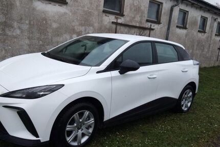 MG 4 45.000 km 15.990 &euro; Scheinfeld 91443