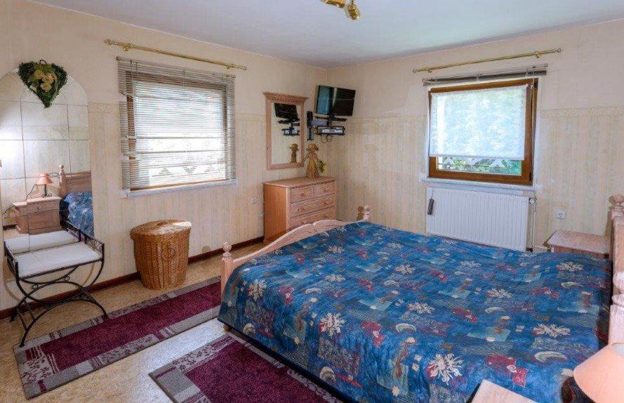 Einfamilienhaus Bad Salzungen - 7 Zimmer, 145 m&sup2;, 290.000&euro; | Angebot:26543137
