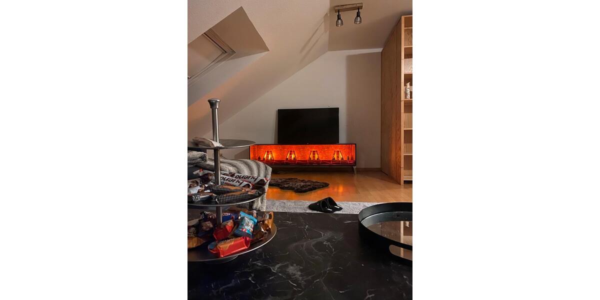 Dachgeschoßwohnung Krefeld Gellep-Stratum - 2 Zimmer, 60 m&sup2;, 800&euro; | Angebot:25596588