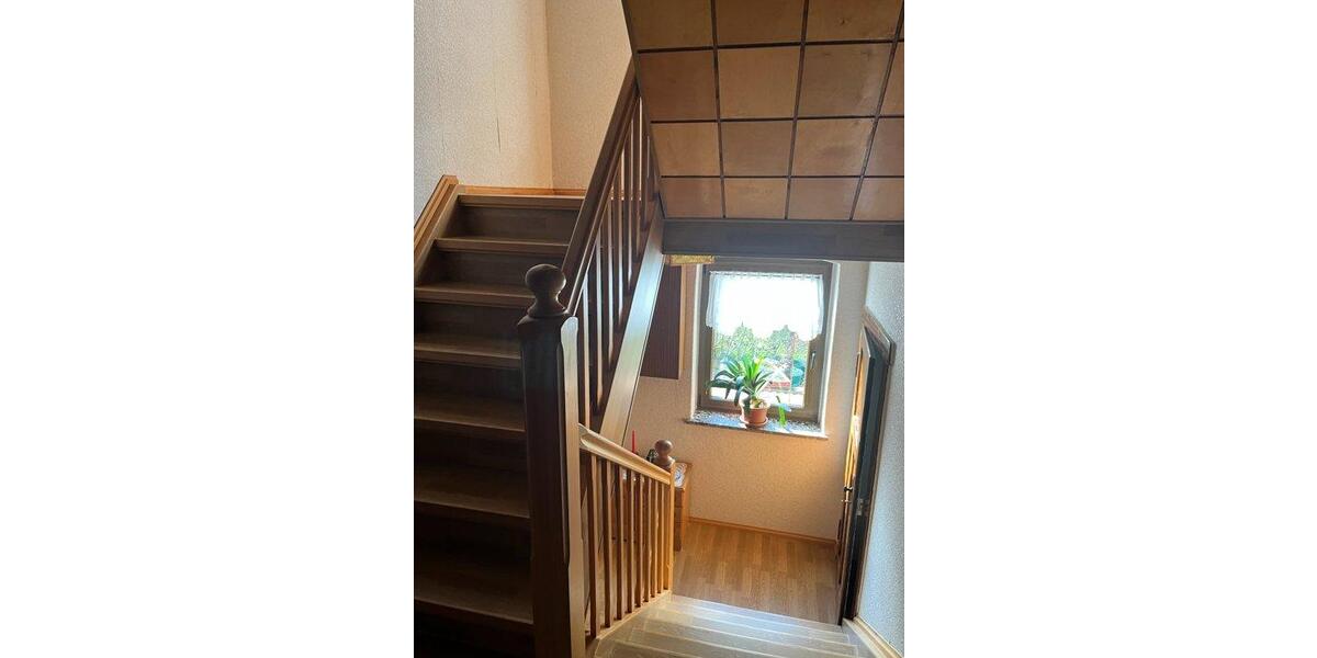 Einfamilienhaus Lützen - 8 Zimmer, 130 m&sup2;, 225.000&euro; | Angebot:26562480