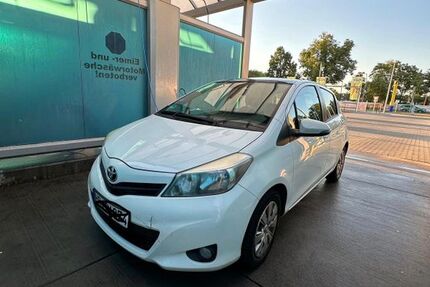Toyota Yaris 217.000 km 3.500 &euro; Bremen 28211