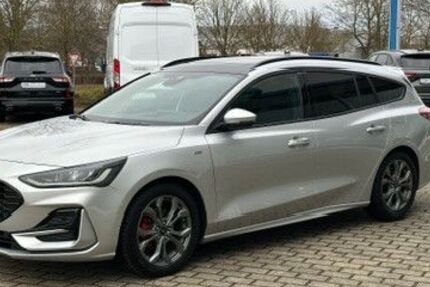 Ford Focus 9.754 km 25.850 &euro; Borken 34582