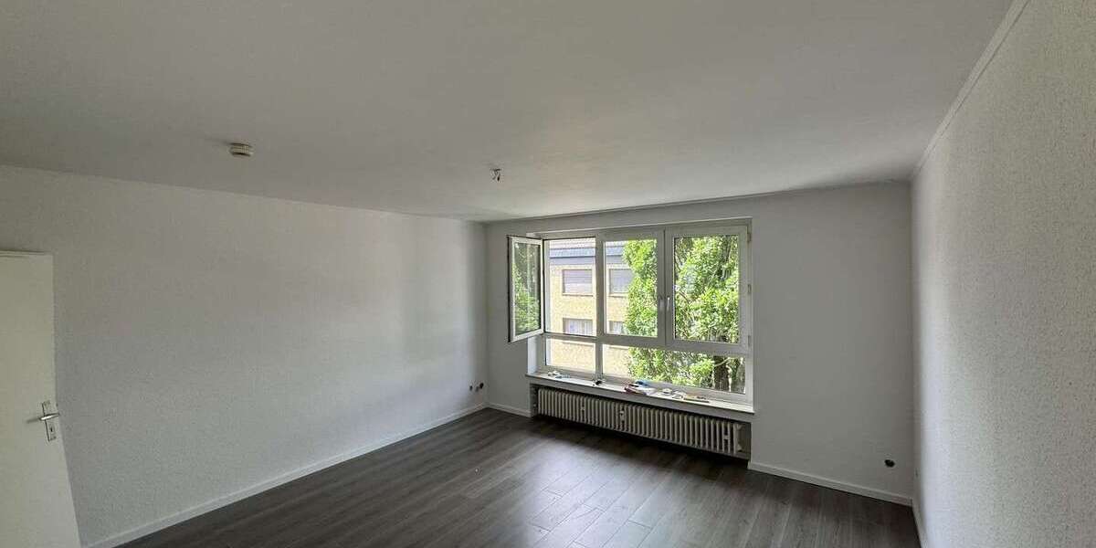 Etagenwohnung Moers - 2.5 Zimmer, 64 m&sup2;, 605&euro; | Angebot:26821423