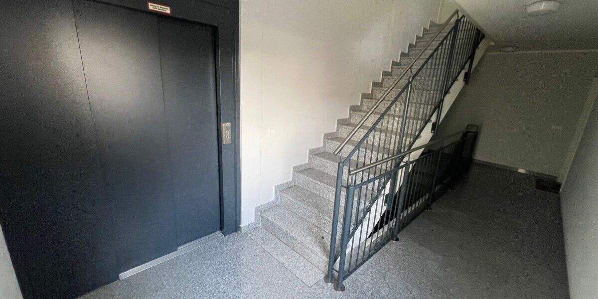 Etagenwohnung Schrobenhausen - 2 Zimmer, 67 m&sup2;, 840&euro; | Angebot:25610013