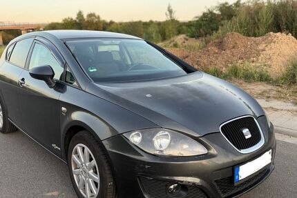 Seat Leon 254.077 km 2.999 € Nauheim (bei Groß-Gerau) 64569