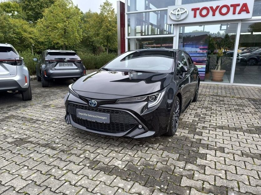 Toyota Corolla 70.000 km 21.560 € Stadthagen 31655