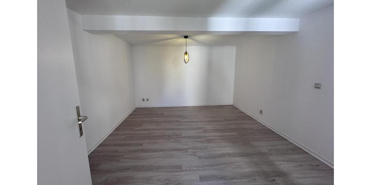Etagenwohnung Blankenburg (Harz) - 2.5 Zimmer, 52 m&sup2;, 338&euro; | Angebot:26348029