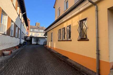 Haus Schlüchtern - 5 Zimmer, 190 m&sup2;, 470.000&euro; | Angebot:25563195