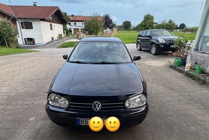 VW Golf 192.000 km 2.100 € Tuntenhausen 83104