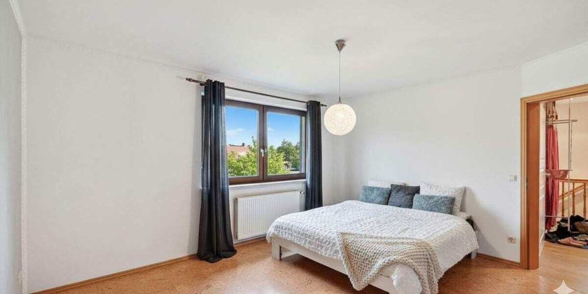 Mehrfamilienhaus, Wohnhaus Planebruch Damelang - 7 Zimmer, 213 m&sup2;, 399.000&euro; | Angebot:23396304