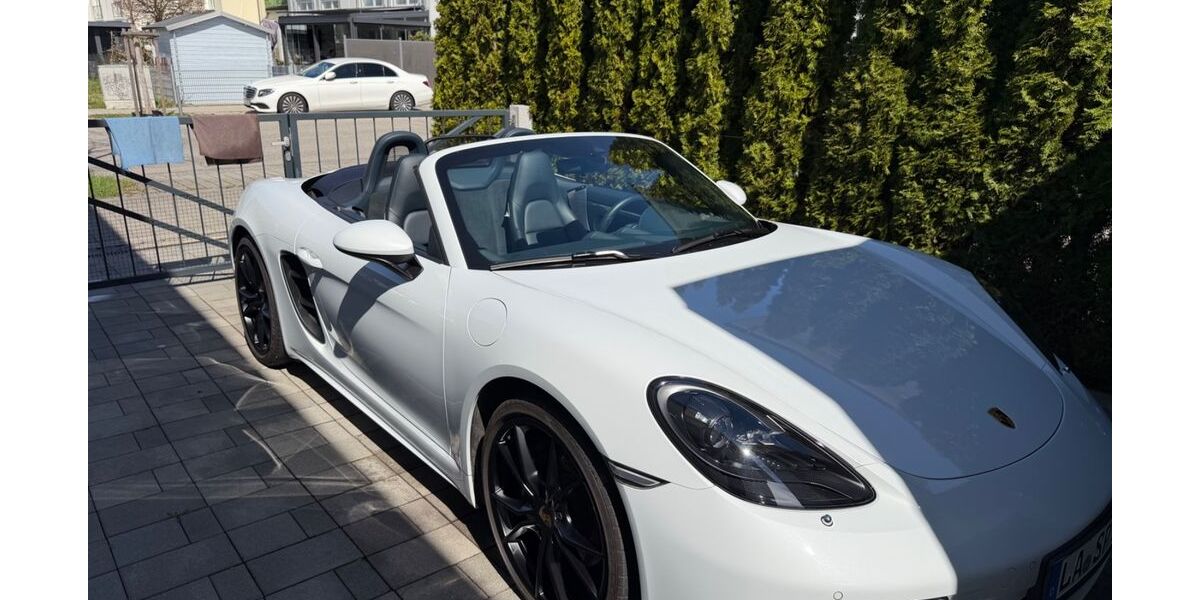 Porsche Boxster 23.000 km 64.999 &euro; Landshut 84032