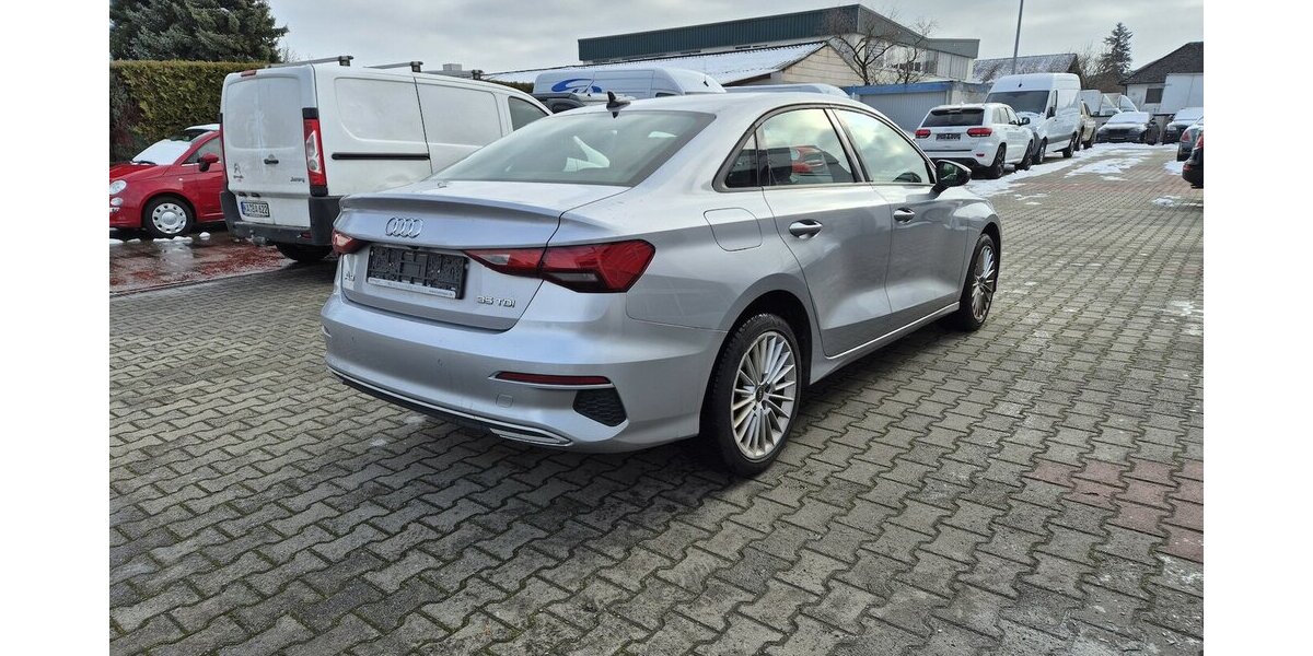 Audi A3 35 TDI advanced Rückfahrkamera, Virtual Cockpit 106.600 km 17.990 &euro; Rodgau 63110