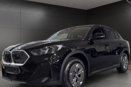 BMW iX2 3.000 km 52.690 &euro; Bad Hersfeld 36251