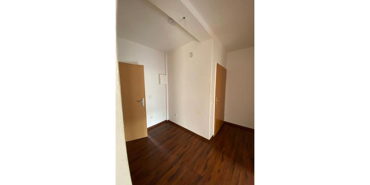 Etagenwohnung Duisburg Mittelmeiderich - 1 Zimmer, 68 m&sup2;, 99.000&euro; | Angebot:25611402