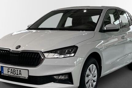 Skoda Fabia 4.946 km 18.546 &euro; Bocholt 46395