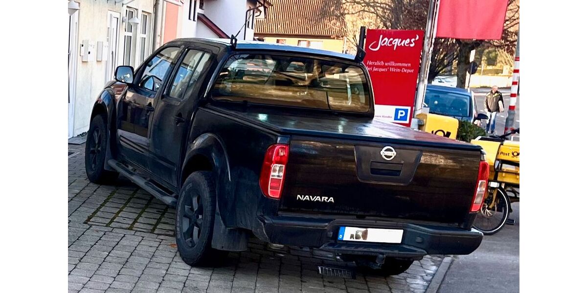 Nissan Navara 150.000 km 14.500 &euro; Potsdam 14467