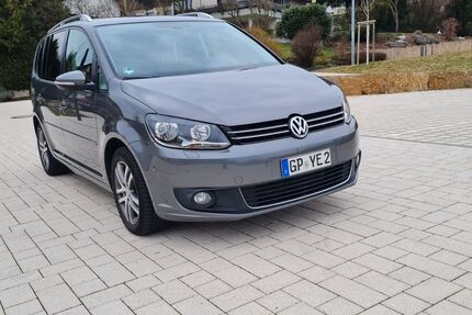 VW Touran 275.000 km 10.200 &euro; Uhingen 73066