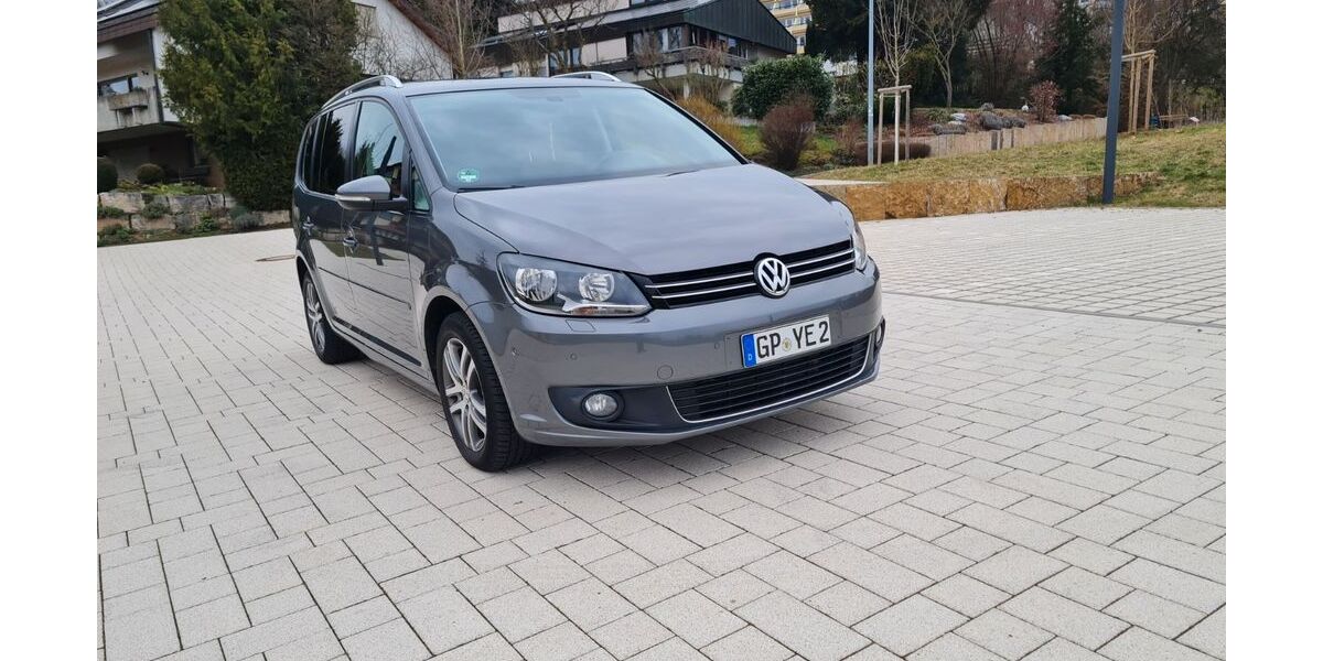 VW Touran 275.000 km 10.200 &euro; Uhingen 73066