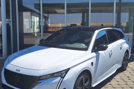 Peugeot 308 25.137 km 24.800 &euro; Kastellaun 56288