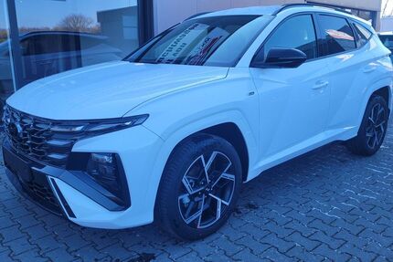 Hyundai TUCSON 5.750 km 33.900 &euro; Polch 56751