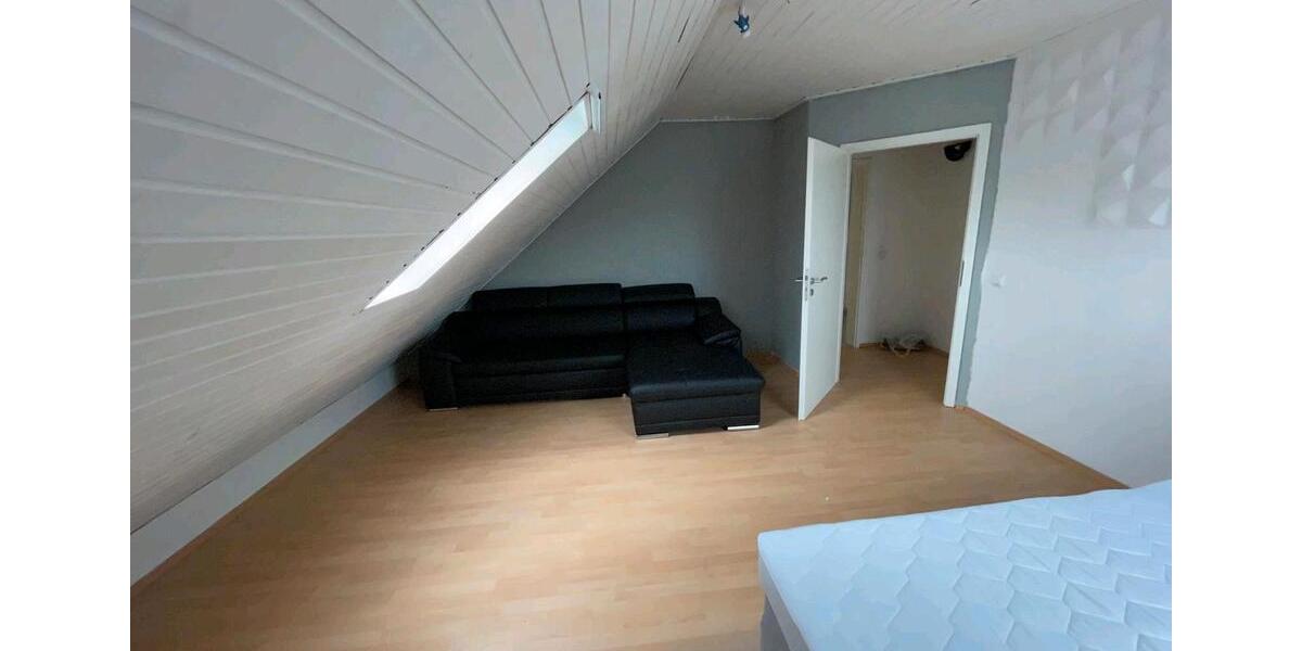 Einfamilienhaus Bad Wildungen - 8 Zimmer, 280 m&sup2;, 420.000&euro; | Angebot:26670876