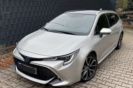 Toyota Corolla 64.500 km 19.500 &euro; Unna 59423