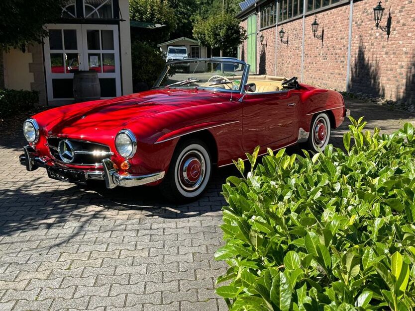 Mercedes-Benz 190 49.500 km 139.800 € Gütersloh 33335