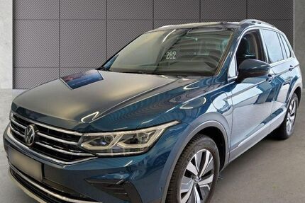 VW Tiguan 86.410 km 24.880 &euro; Wesel 46483