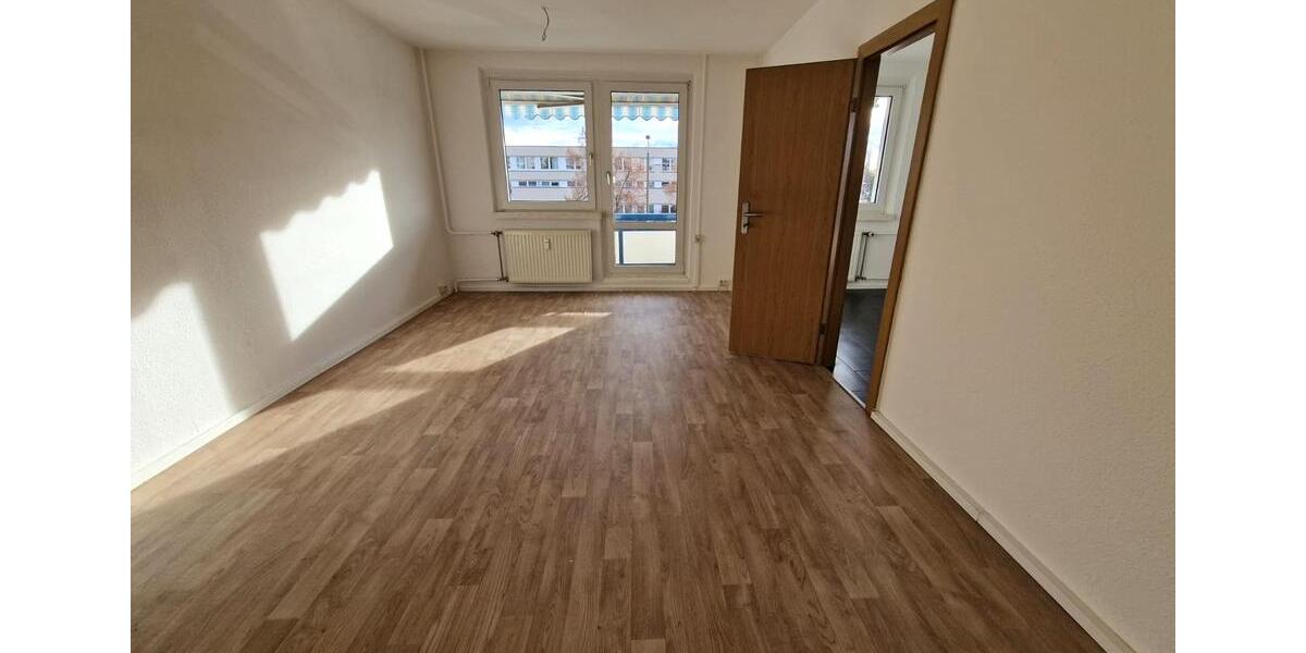 4-Zimmer-Wohnung im 1. Obergeschoss zu vermieten 4 zimmer