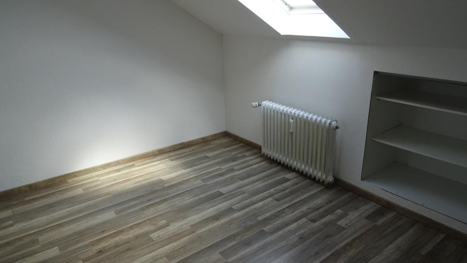 Dachgeschoßwohnung Nordstemmen - 3 Zimmer, 60 m&sup2;, 490&euro; | Angebot:25415067
