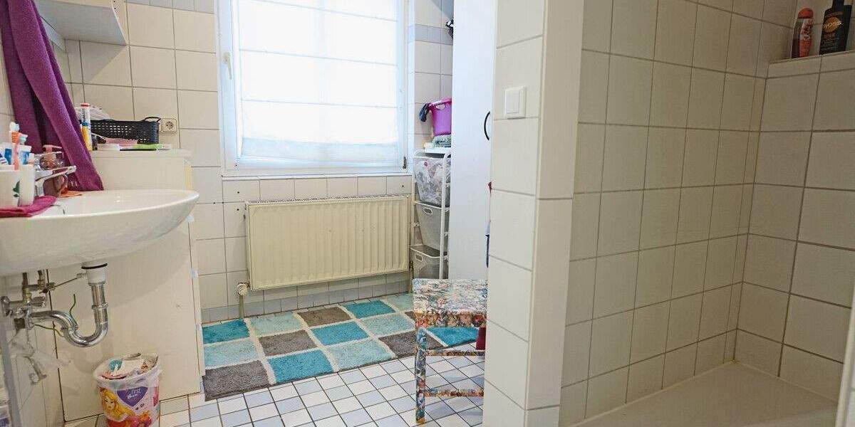 Etagenwohnung Zierenberg - 4 Zimmer, 98 m&sup2;, 139.000&euro; | Angebot:24647687