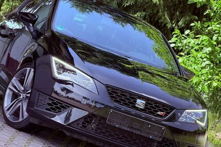 Seat Leon 99.000 km 16.999 &euro; Seifriedswörth 84189