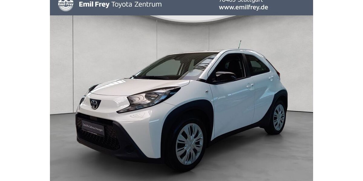 Toyota Aygo (X) 50.600 km 11.950 &euro; Stuttgart 70469