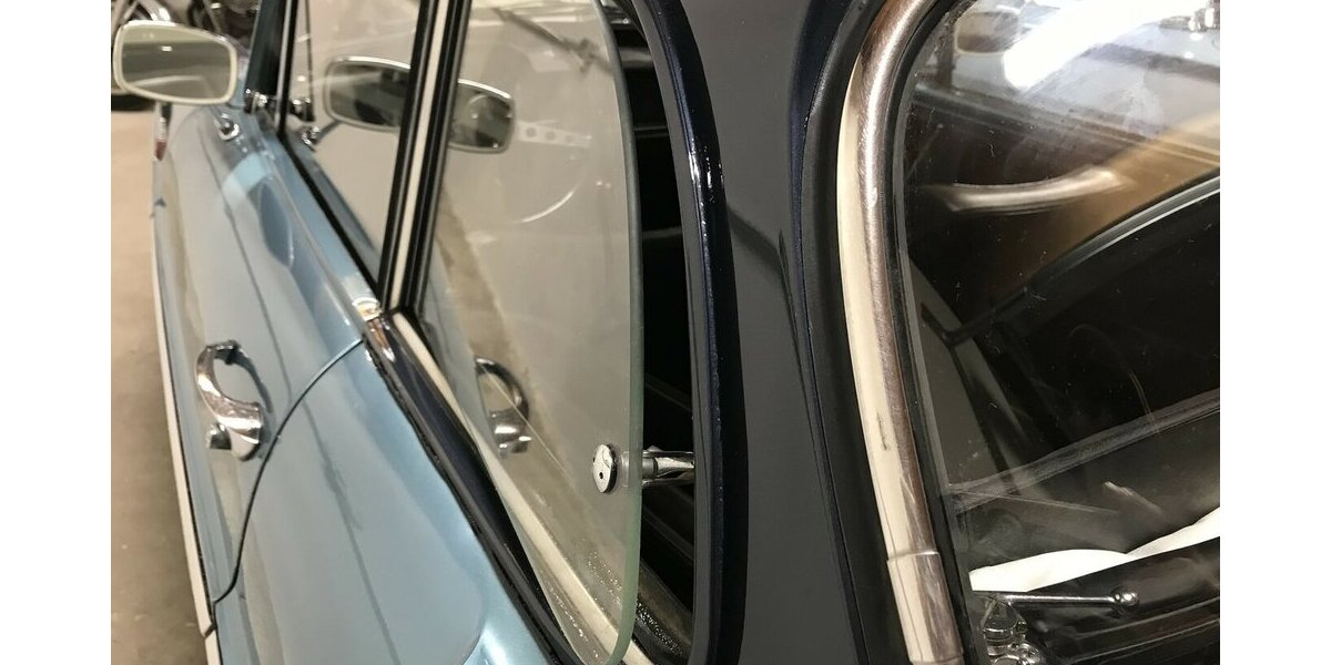 Renault Caravelle Floride Dauphine Brigitte Bardot lässt g 29.000 km 19.999 &euro; Hamburg 22339