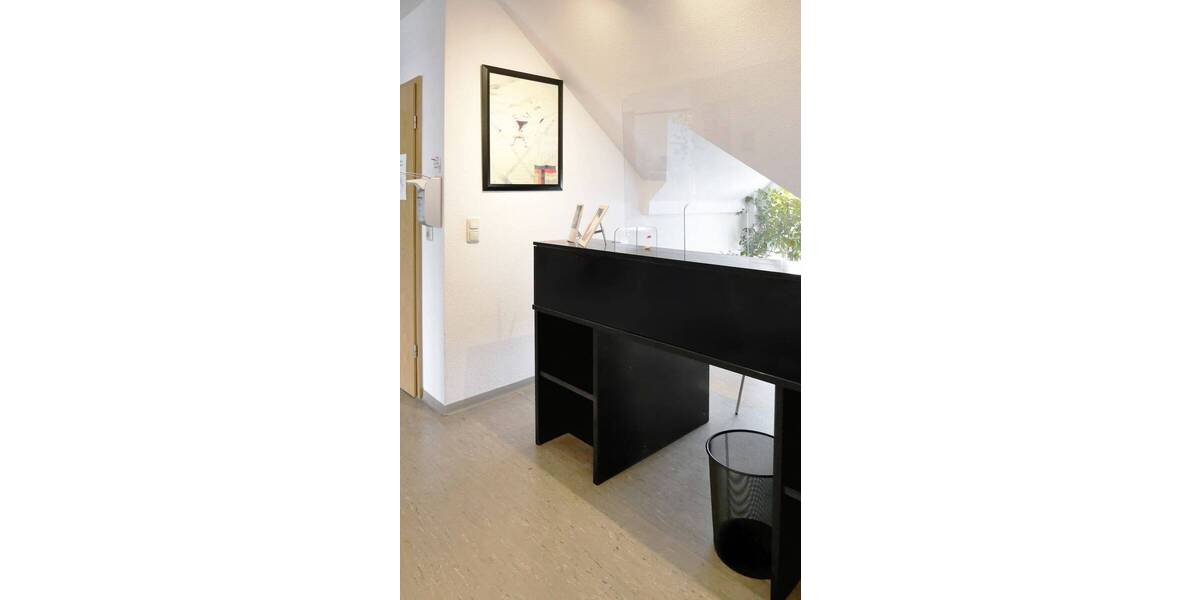 Gewerbeobjekt Kaufungen Niederkaufungen - 3 Zimmer, 111 m&sup2;, 225.000&euro; | Angebot:25672625