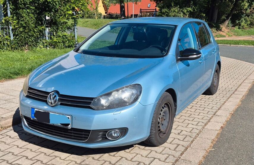 VW Golf 143.000 km 5.995 € Igensdorf 91338