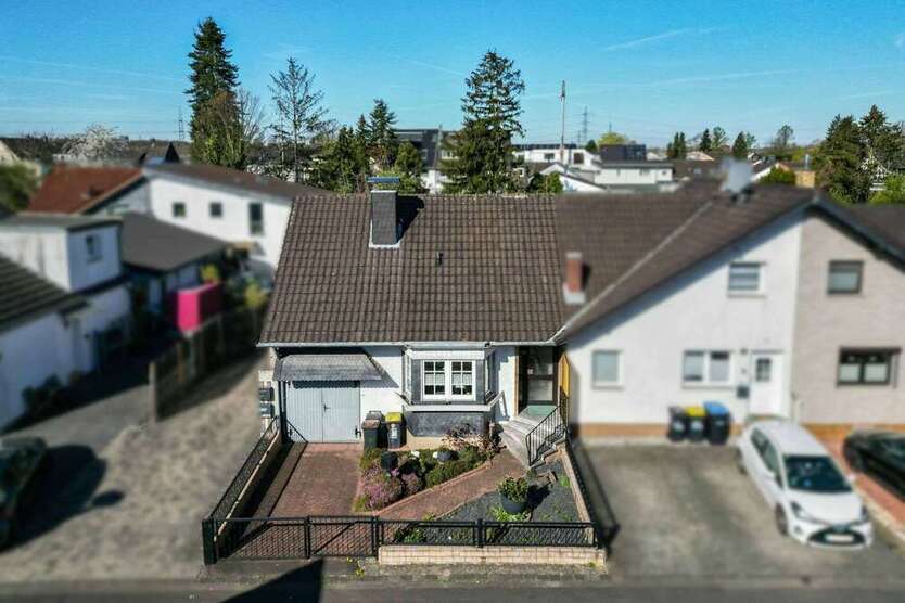 Haus zum Kaufen in Köln 349.000 € 114.15 m²