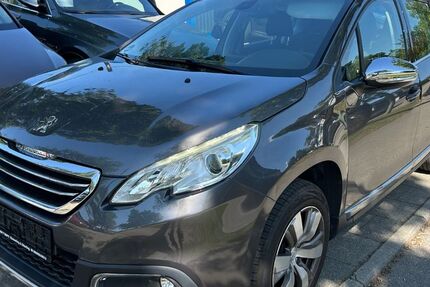 Peugeot 2008 75.642 km 6.500 &euro; München 81825