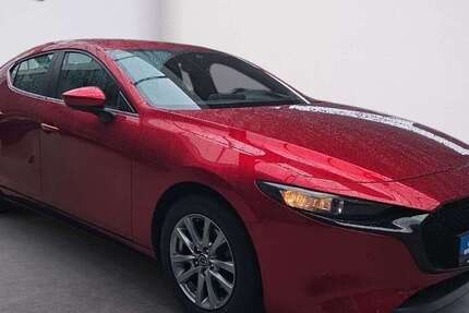 Mazda 3 24.078 km 18.990 &euro; Husum 25813