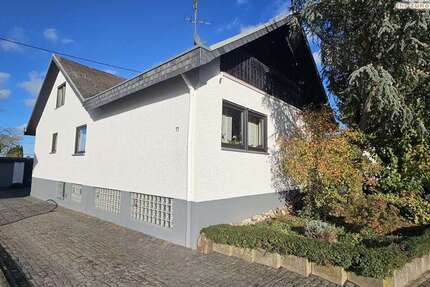 Wohnung zum Kaufen in Heiligenroth 220.000 € 111.32 m² 3 zimmer