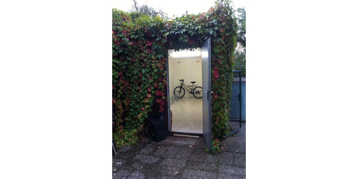 Dachgeschoßwohnung Nürnberg Herrnhütte - 1.5 Zimmer, 33 m&sup2;, 142.400&euro; | Angebot:26477583