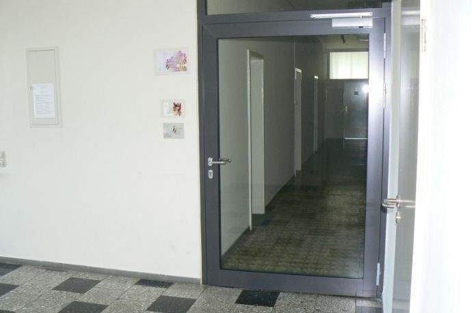 Gewerbeobjekt Freilassing - 1 Zimmer, 17 m&sup2;, 210&euro; | Angebot:26318738