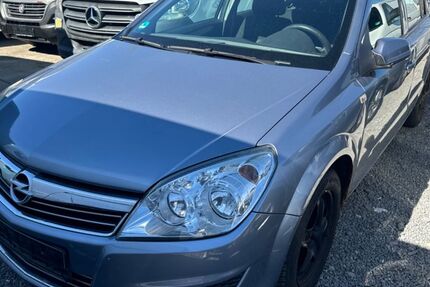 Opel Astra 106.000 km 3.990 &euro; Holzgerlingen 71088