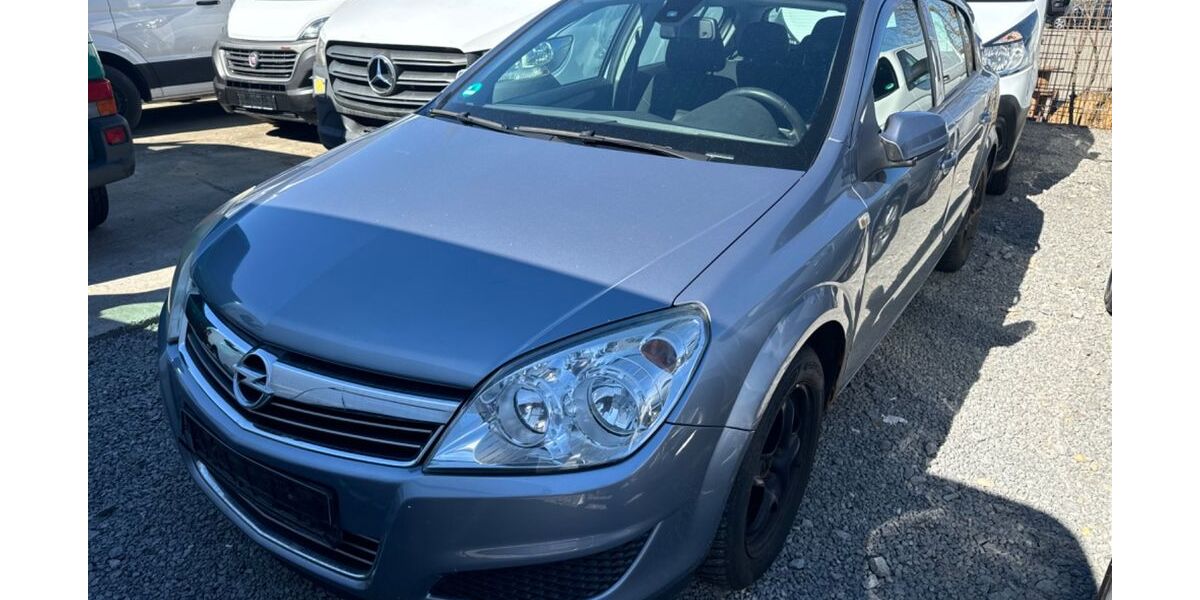 Opel Astra 106.000 km 3.990 &euro; Holzgerlingen 71088