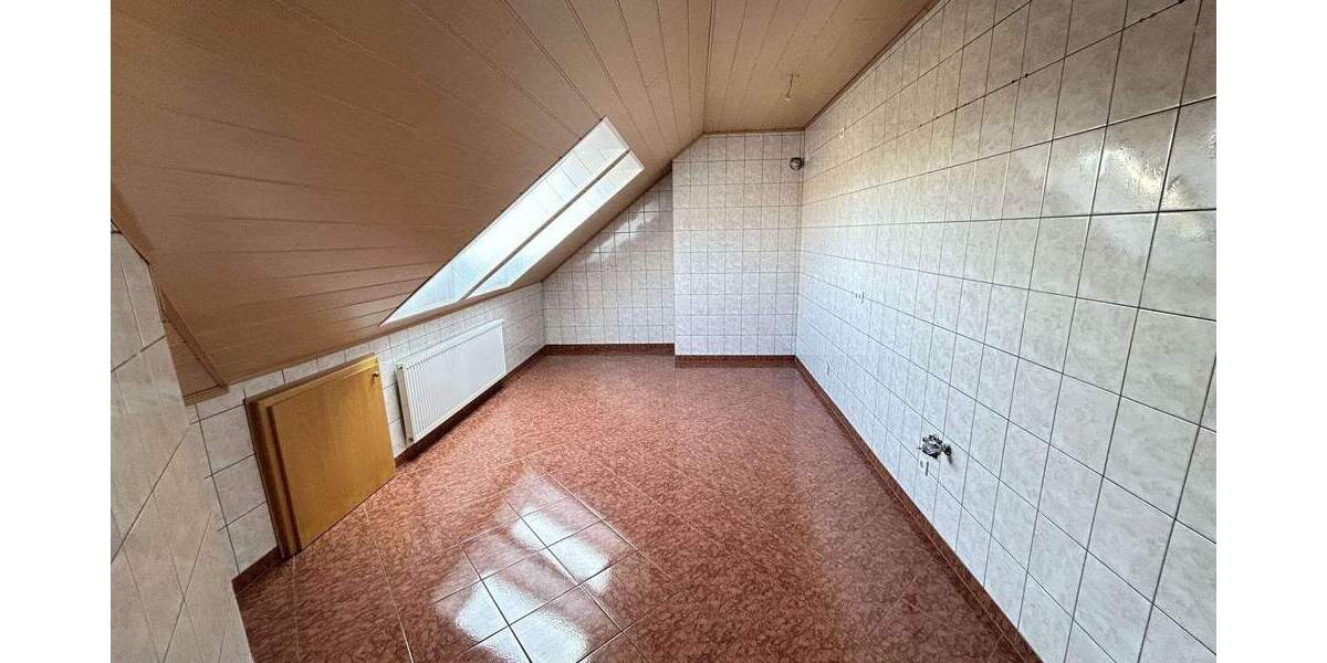 Etagenwohnung Warburg - 4 Zimmer, 143 m&sup2;, 209.000&euro; | Angebot:25877690