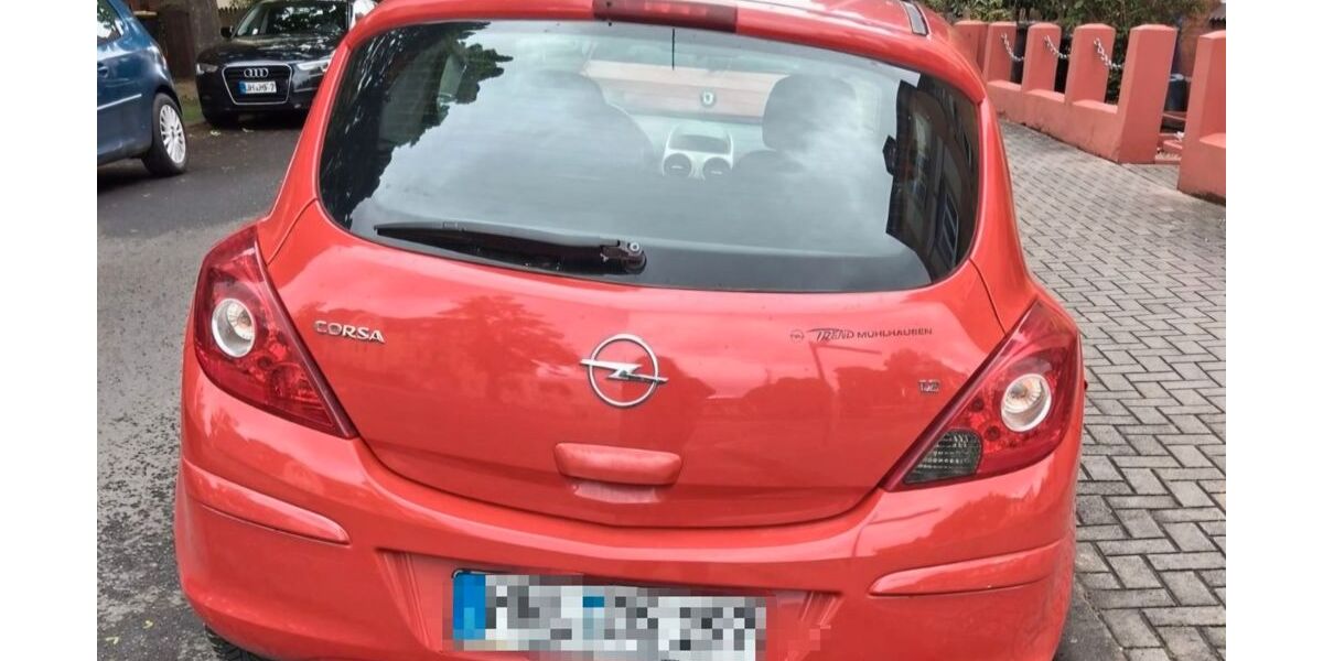 Opel Corsa 111.961 km 800 &euro; Mühlhausen 99974