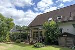 Verbundenes Einfamilienhaus mit Süd- West Terrasse und Carport in gewachsener ruhiger Ortslage 4 zimmer