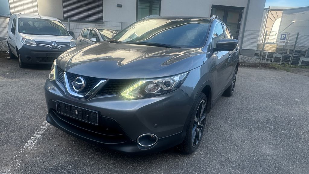 Nissan Qashqai 150.000 km 7.600 &euro; Wertheim am Main 97877