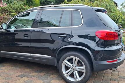 VW Tiguan 115.500 km 14.800 € Neuwied 56566